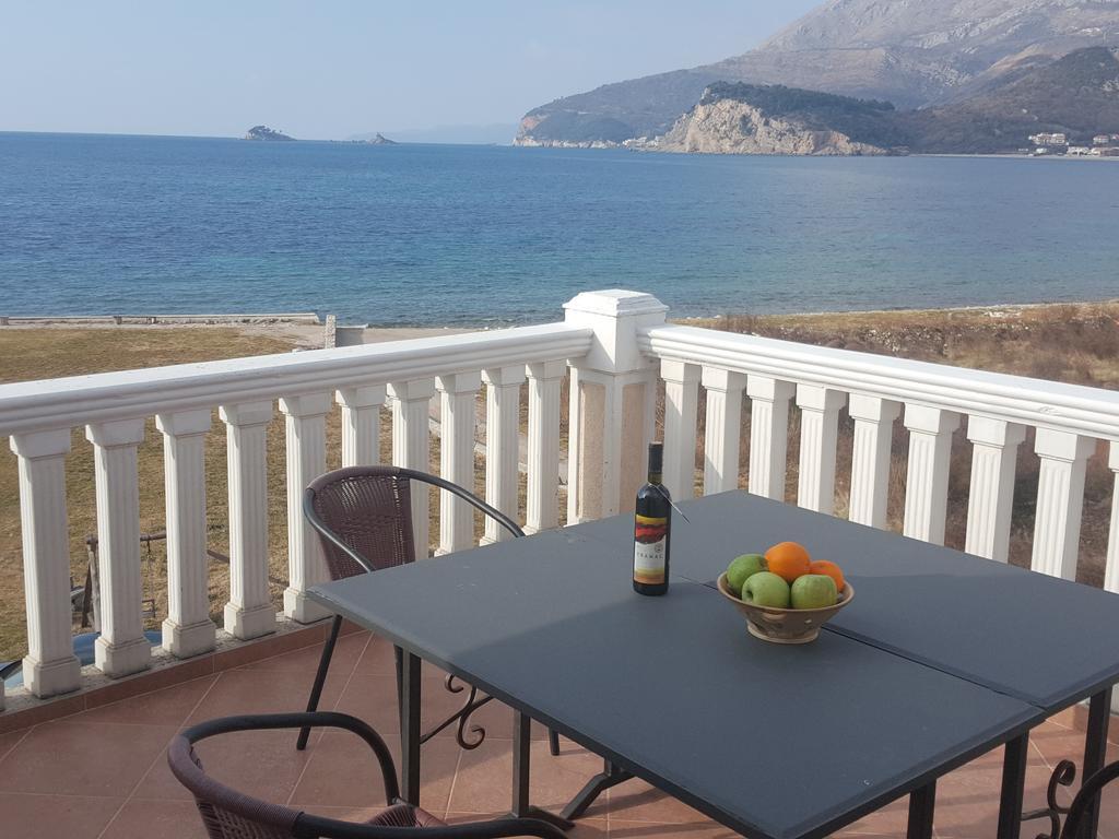Buljarica Bay Apartments Petrovac ภายนอก รูปภาพ