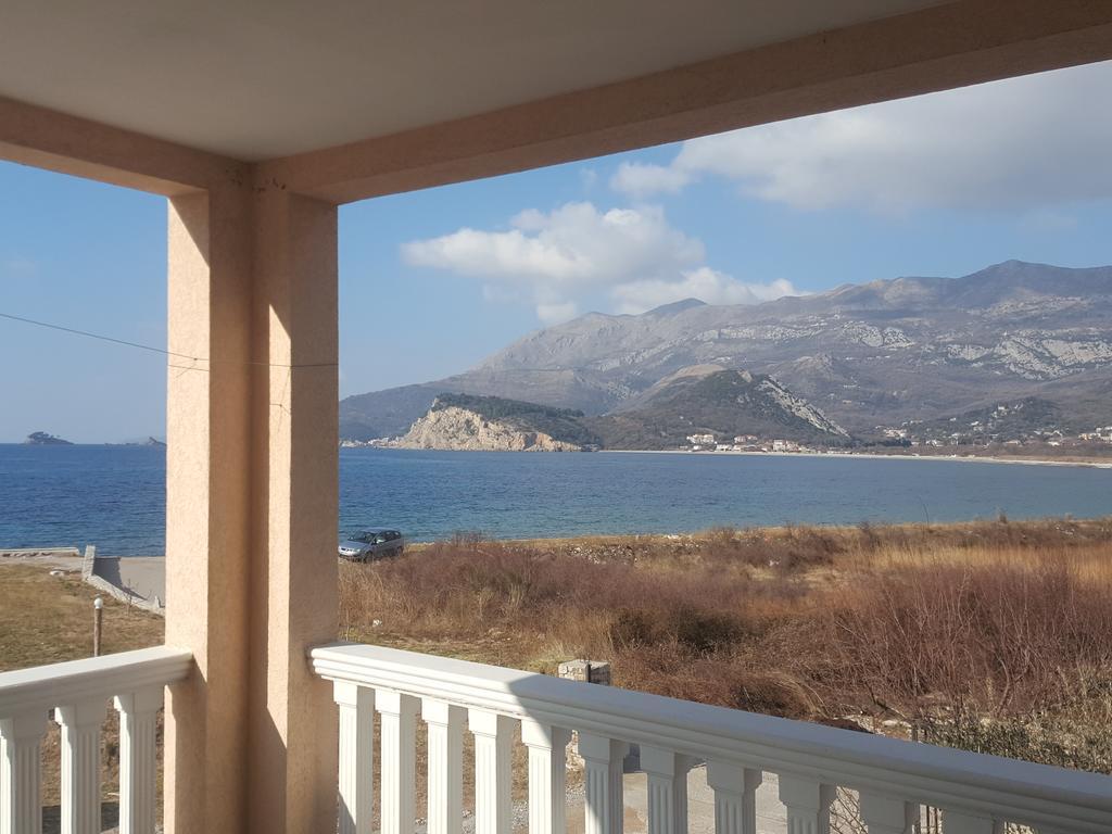 Buljarica Bay Apartments Petrovac ภายนอก รูปภาพ