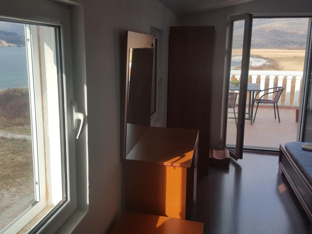 Buljarica Bay Apartments Petrovac ภายนอก รูปภาพ