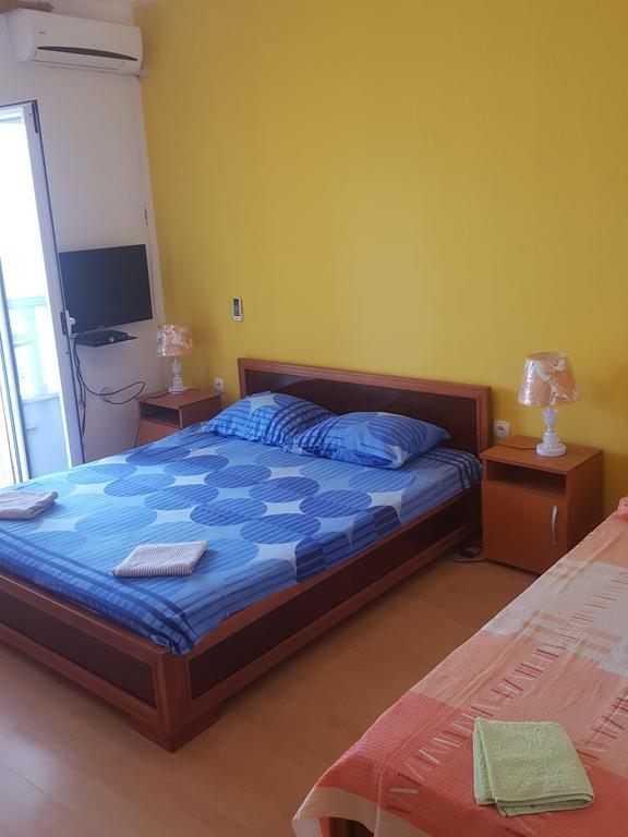 Buljarica Bay Apartments Petrovac ภายนอก รูปภาพ