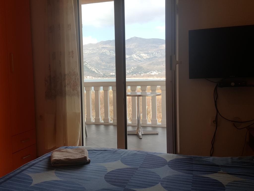 Buljarica Bay Apartments Petrovac ภายนอก รูปภาพ