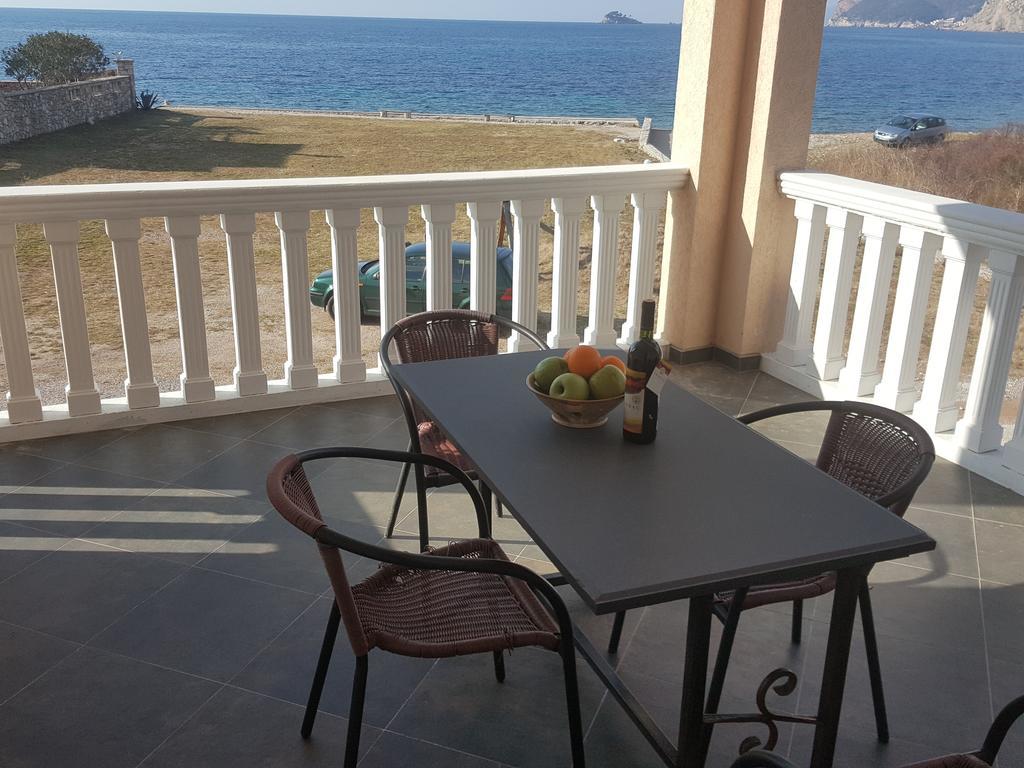 Buljarica Bay Apartments Petrovac ภายนอก รูปภาพ