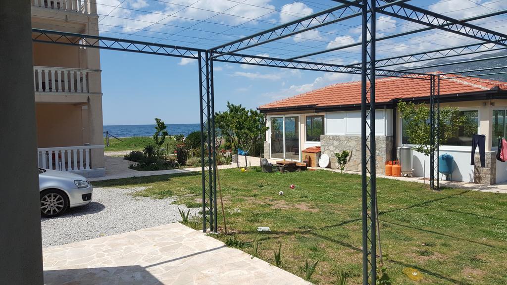Buljarica Bay Apartments Petrovac ภายนอก รูปภาพ