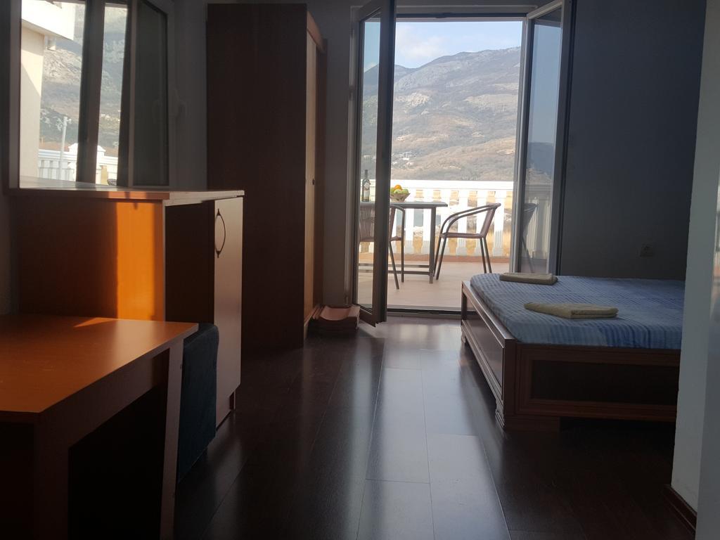 Buljarica Bay Apartments Petrovac ภายนอก รูปภาพ